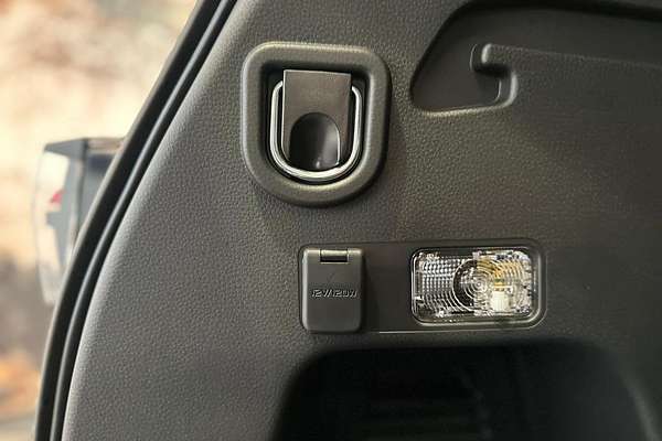 2025 Isuzu MU-X LS-U