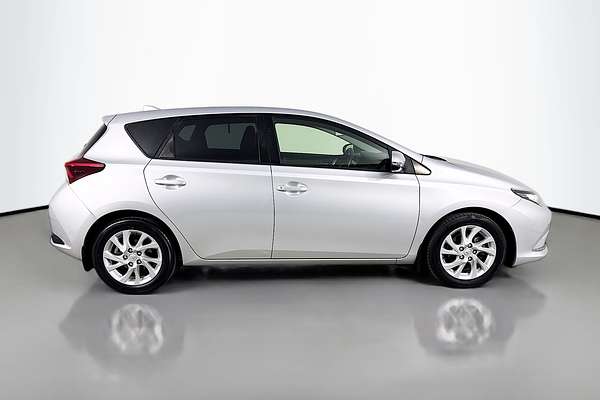 2017 Toyota Corolla Ascent Sport ZRE182R