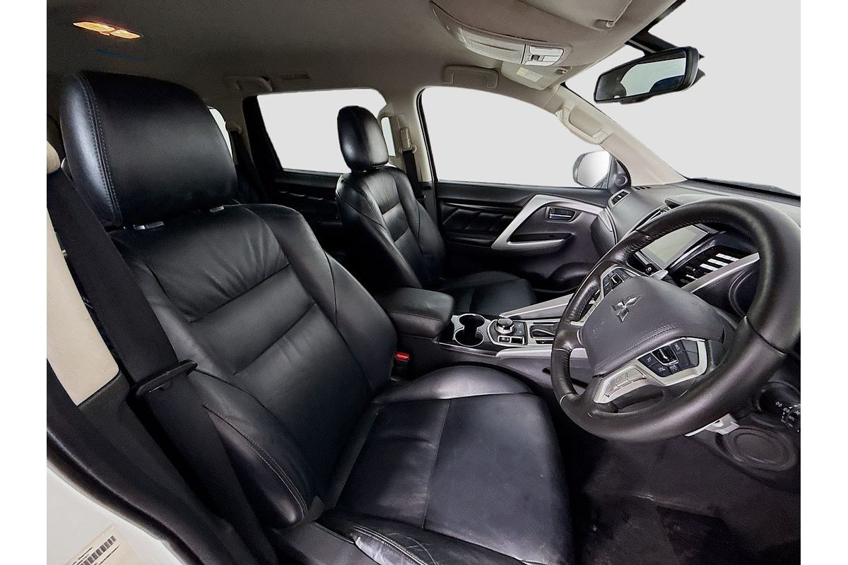 2017 Mitsubishi Pajero Sport GLS QE