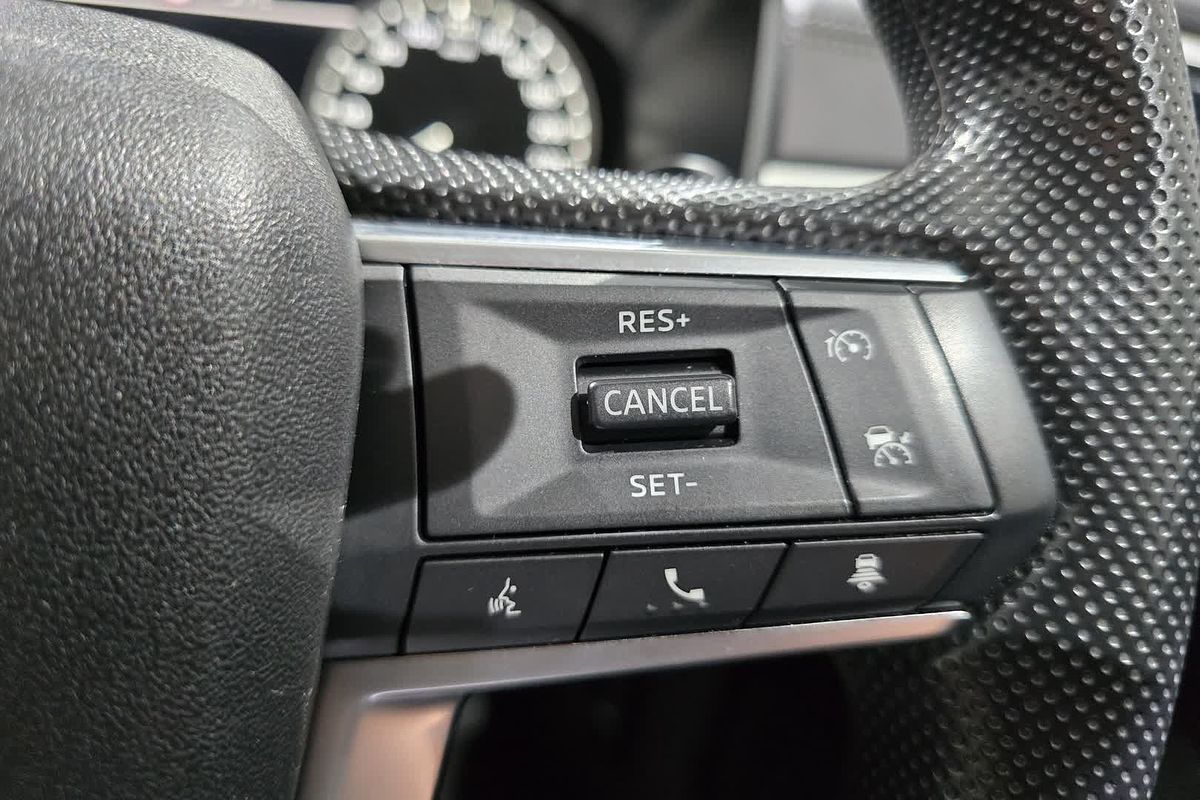 2023 Mitsubishi Outlander ES ZM