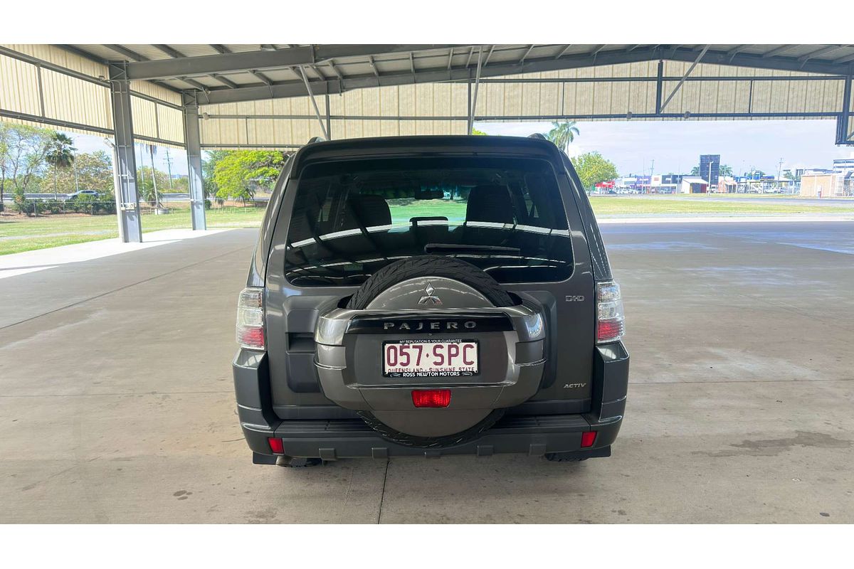 2012 Mitsubishi Pajero ACTiV NW