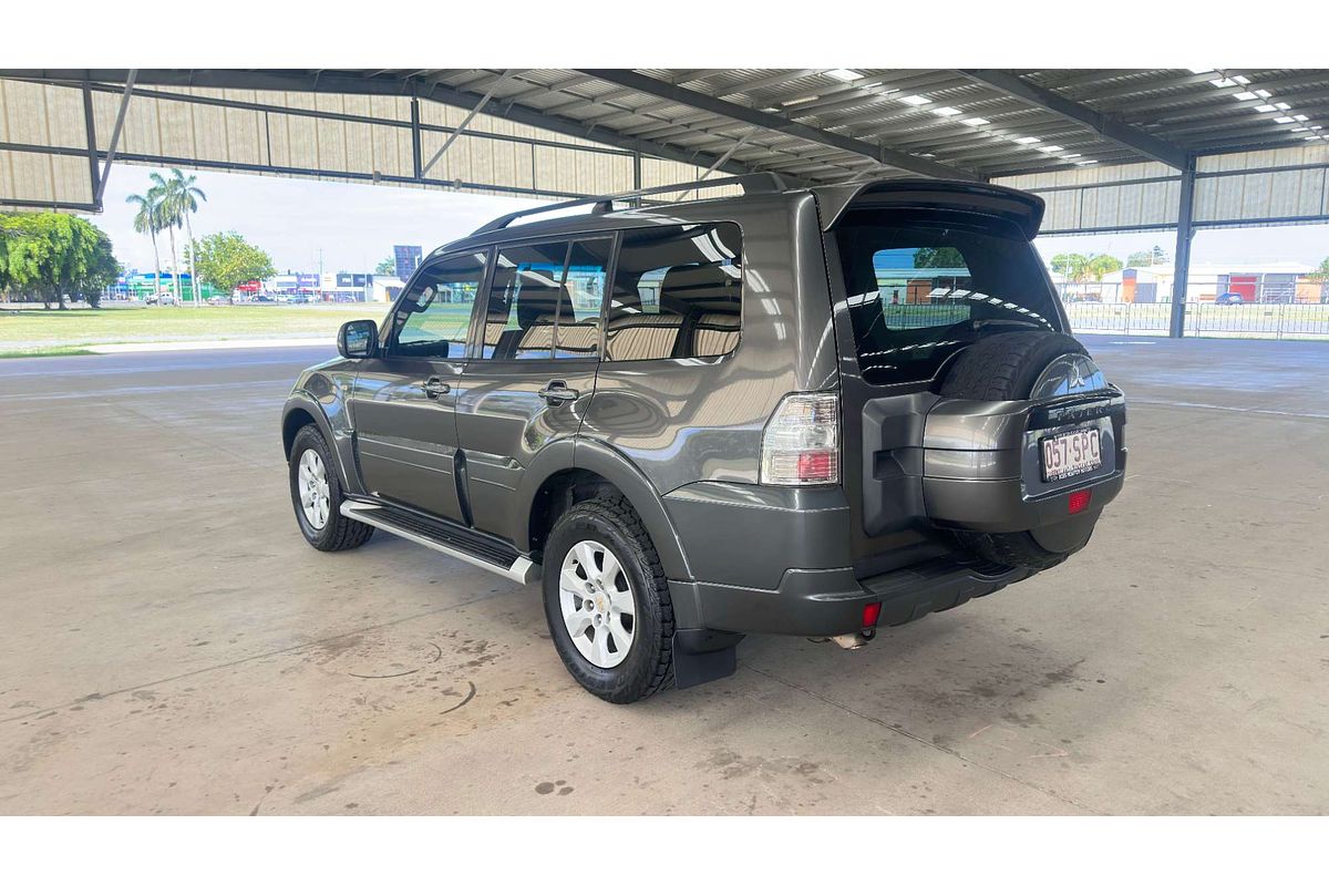 2012 Mitsubishi Pajero ACTiV NW