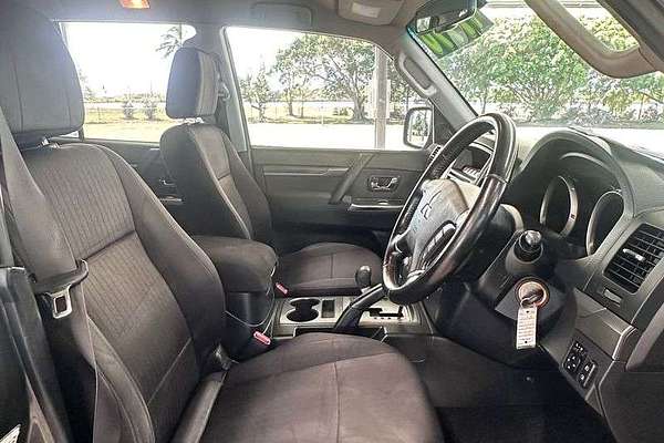 2012 Mitsubishi Pajero ACTiV NW
