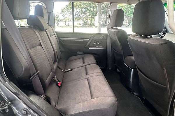 2012 Mitsubishi Pajero ACTiV NW