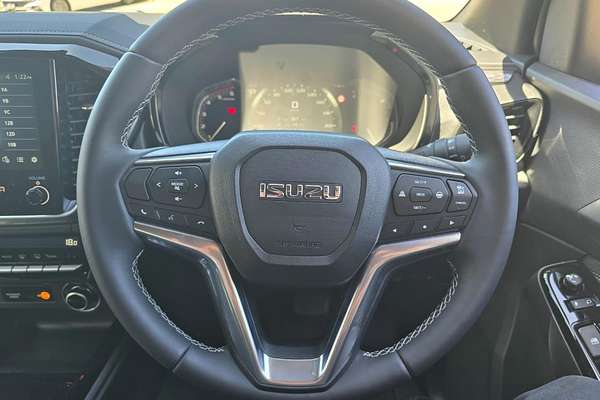 2025 Isuzu D-MAX X-TERRAIN 4X4