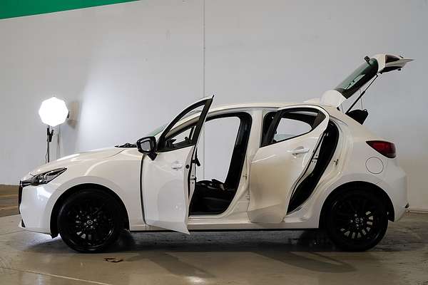 2025 Mazda 2 G15 Evolve DJ Series