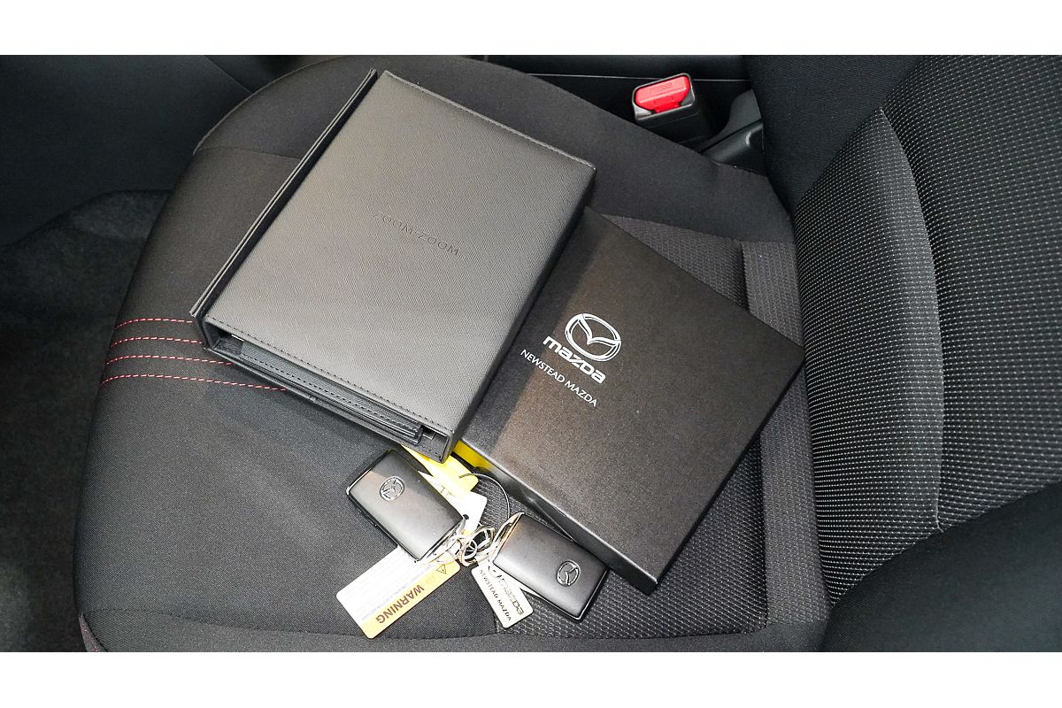 2025 Mazda 2 G15 Evolve DJ Series