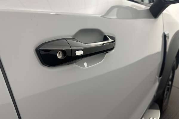 2025 LDV D90 Executive SV9A