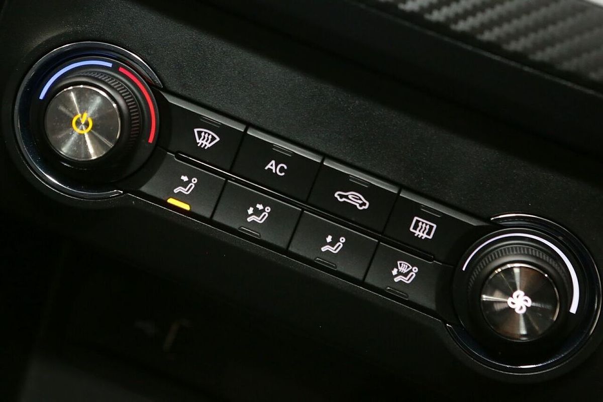 2024 MG ZS Excite AZS1