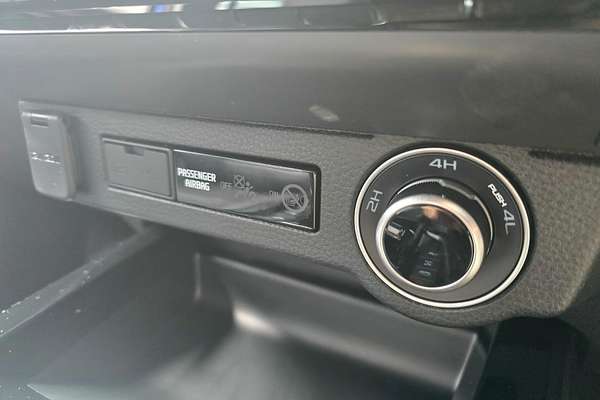 2025 Isuzu D-MAX X-TERRAIN 4X4