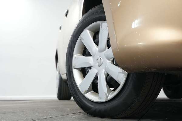 2010 Nissan Micra ST K13