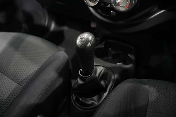 2010 Nissan Micra ST K13