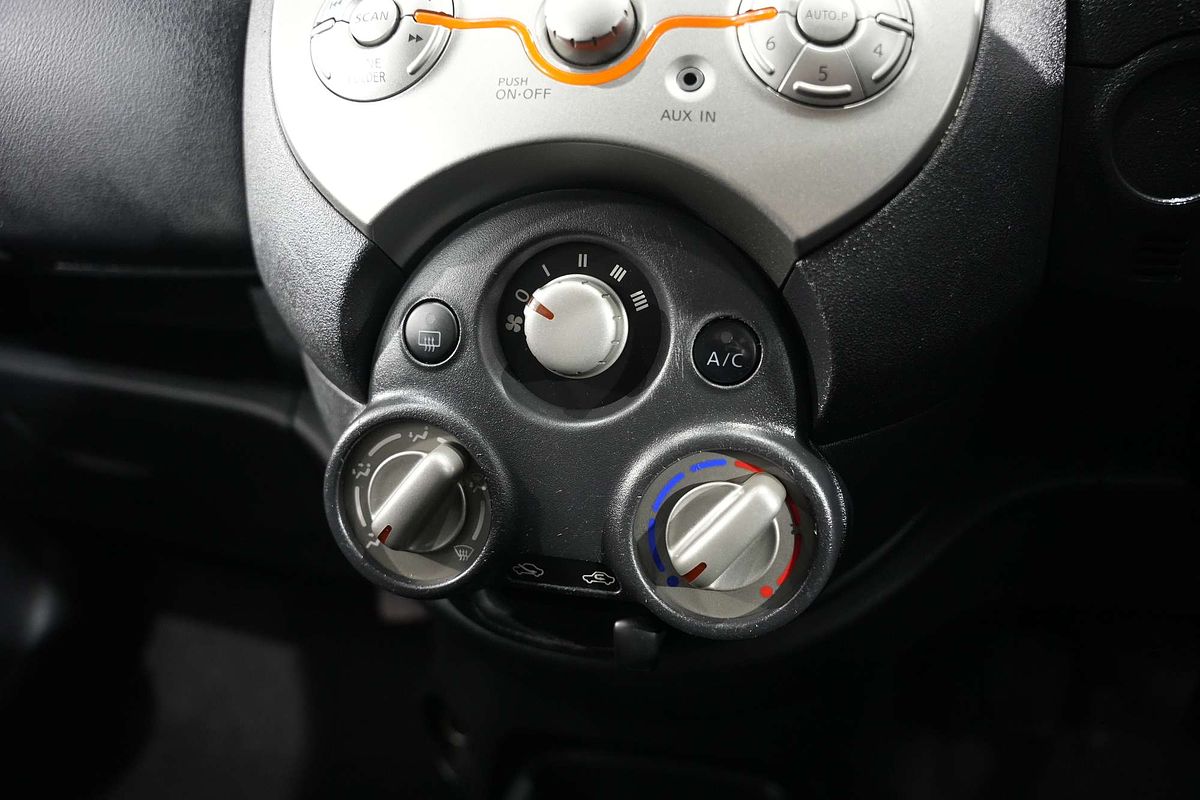 2010 Nissan Micra ST K13