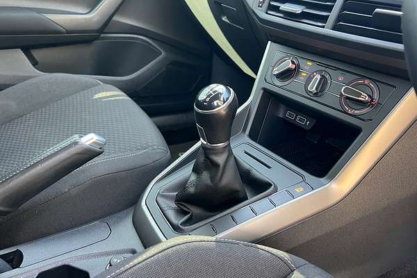 2018 Volkswagen Polo Launch Edition AW