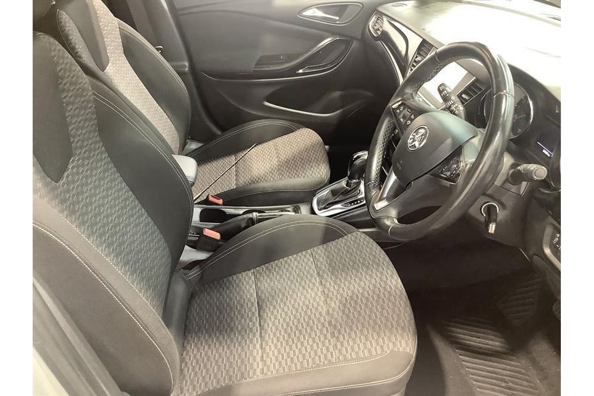 2018 Holden Astra R+ BK