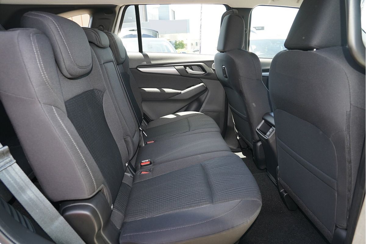 2025 Isuzu MU-X LS-M