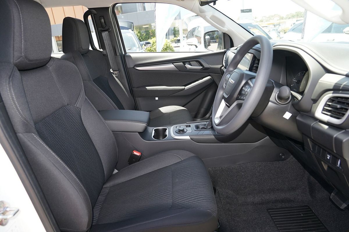 2025 Isuzu MU-X LS-M