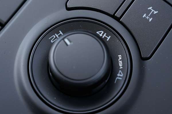 2025 Isuzu MU-X LS-M