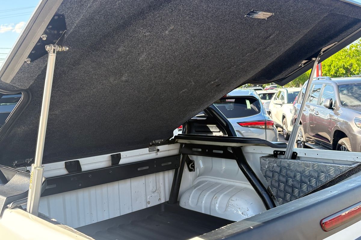 2019 Toyota Hilux Rugged X GUN126R 4X4