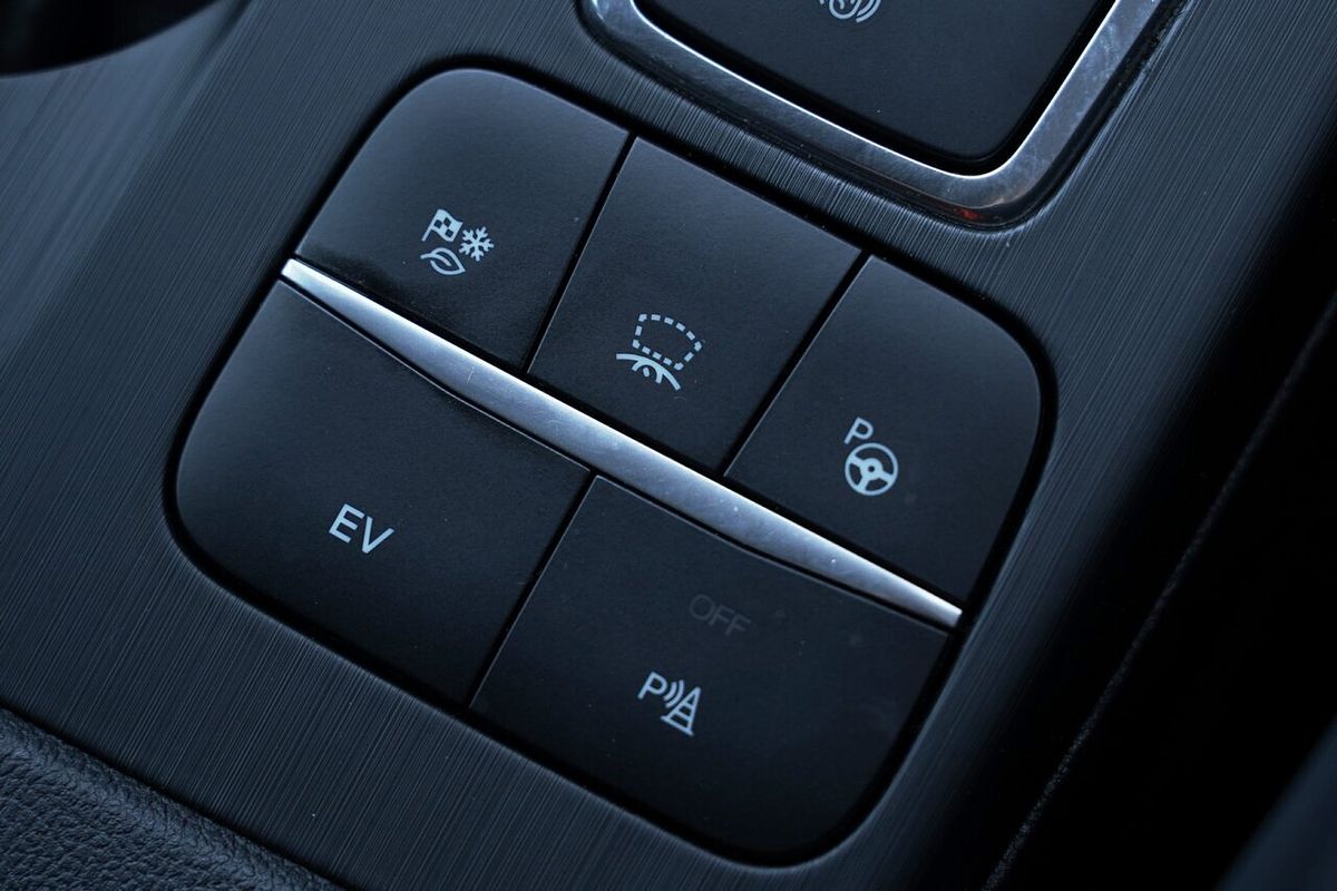 2022 Ford Escape ST-Line PHEV ZH