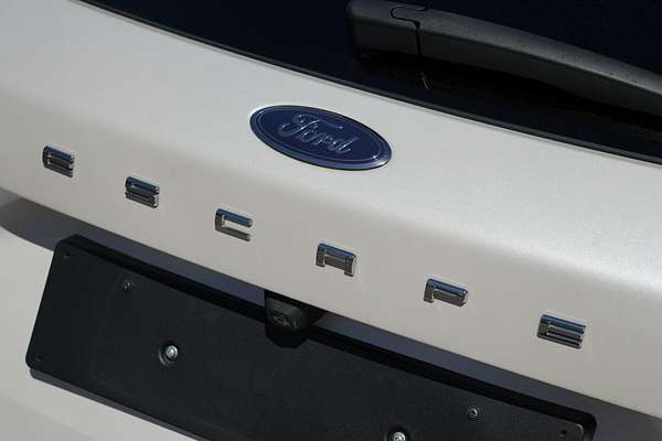 2022 Ford Escape ST-Line PHEV ZH