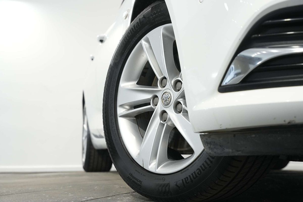 2020 Holden Commodore LT ZB