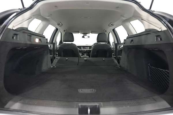 2020 Holden Commodore LT ZB