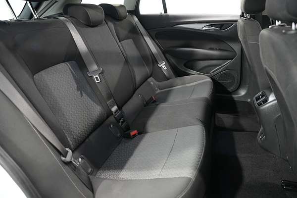 2020 Holden Commodore LT ZB