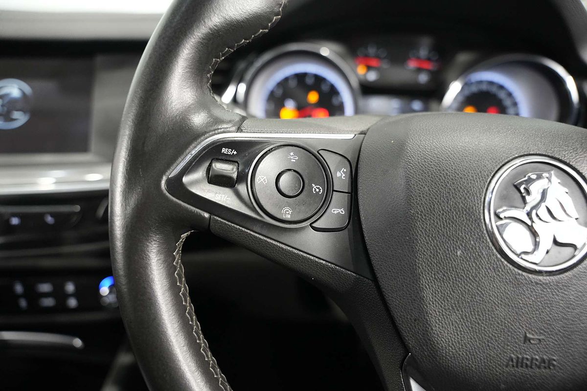 2020 Holden Commodore LT ZB