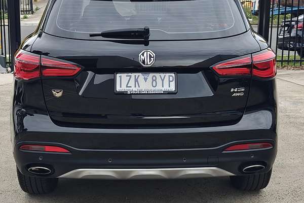 2022 MG HS Essence SAS23