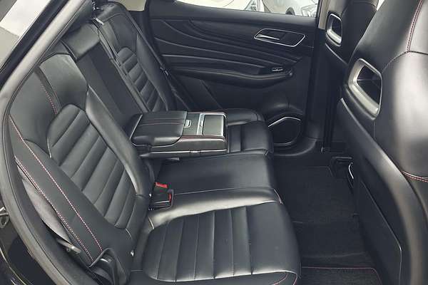 2022 MG HS Essence SAS23