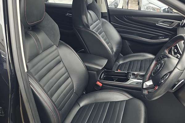 2022 MG HS Essence SAS23