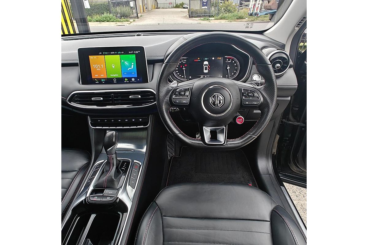 2022 MG HS Essence SAS23