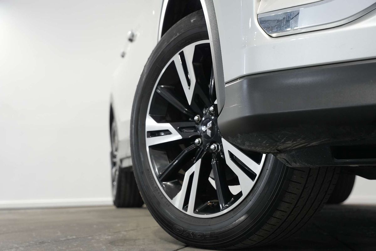 2023 Mitsubishi Eclipse Cross LS YB