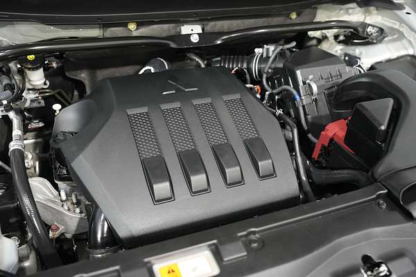 2023 Mitsubishi Eclipse Cross LS YB