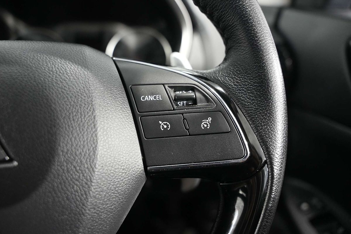 2023 Mitsubishi Eclipse Cross LS YB