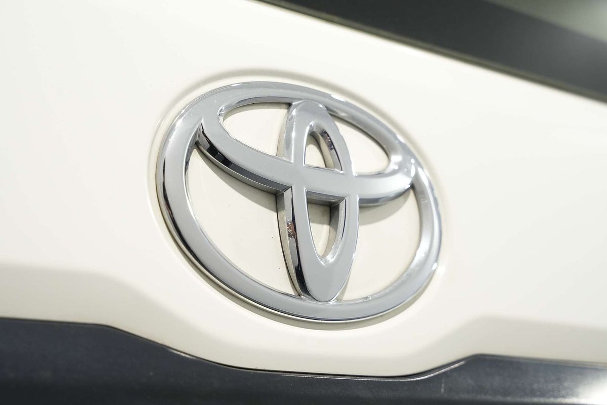 2020 Toyota Hiace GDH300R LWB