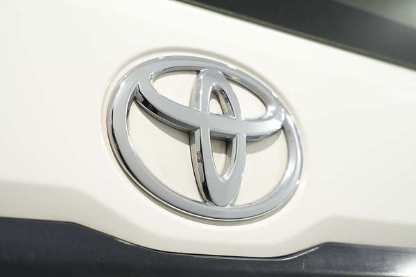 2020 Toyota Hiace GDH300R LWB