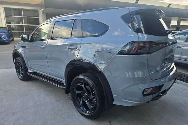 2025 Isuzu MU-X X-TERRAIN