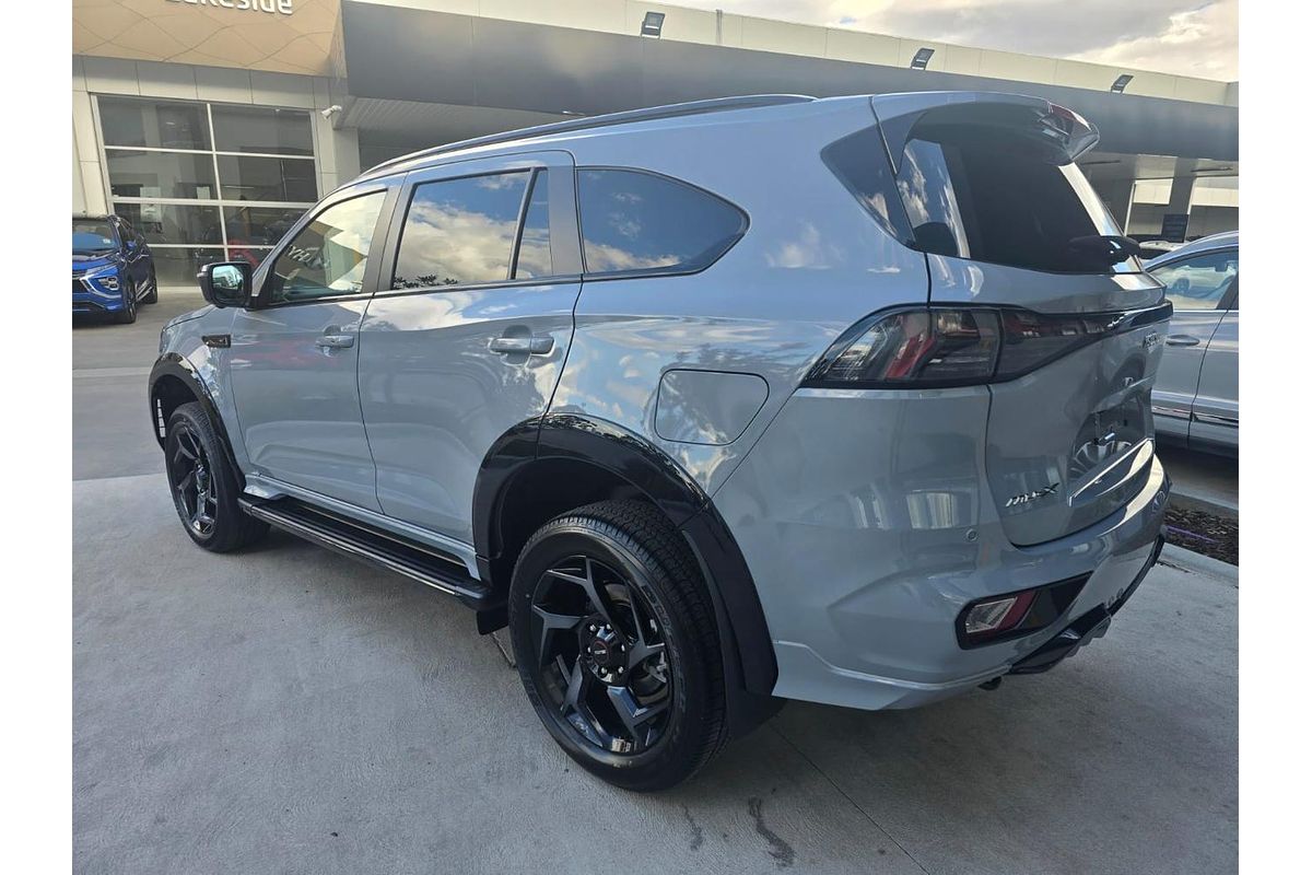 2025 Isuzu MU-X X-TERRAIN