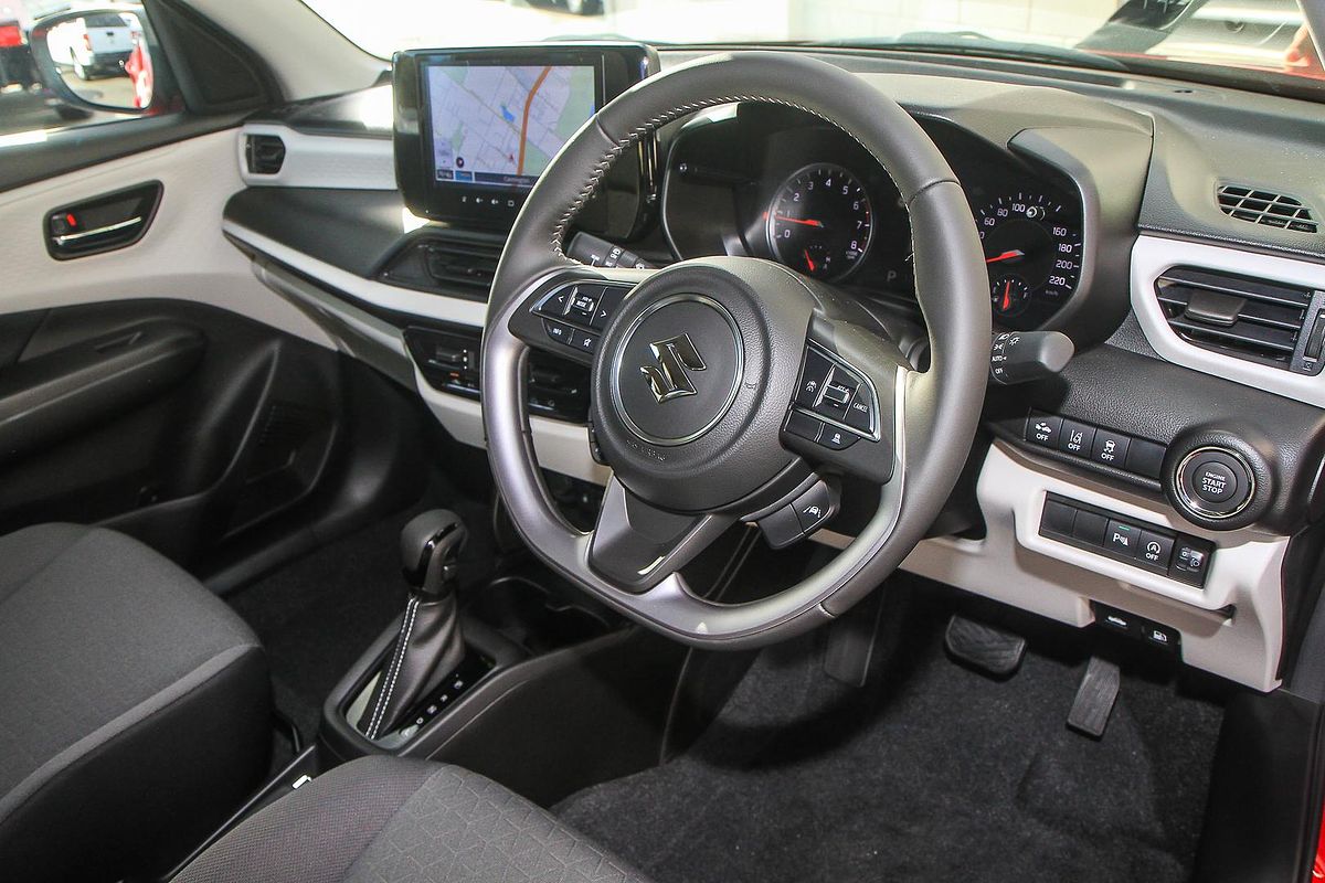 2025 Suzuki Swift Hybrid Plus UZ