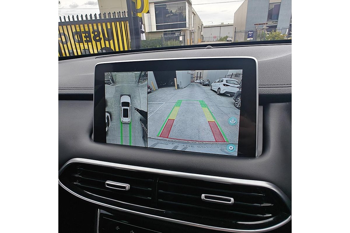 2022 MG HS Essence SAS23