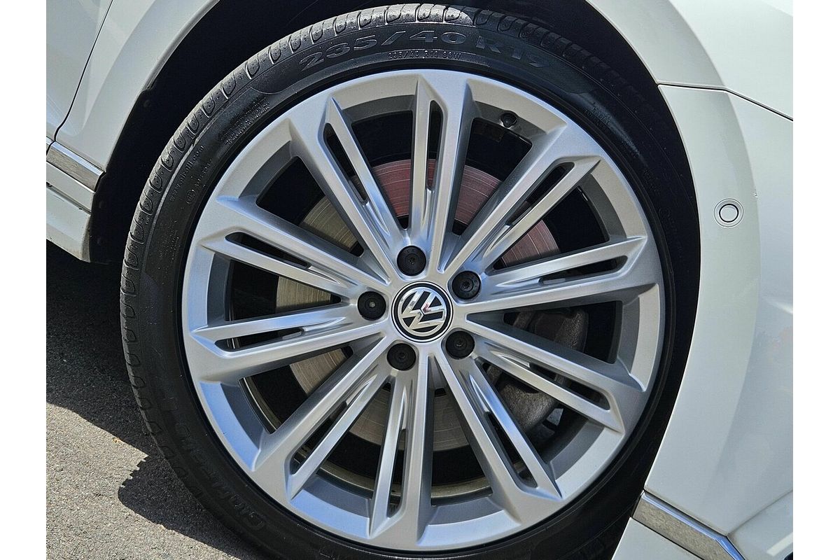 2016 Volkswagen Passat 206TSI R-Line B8