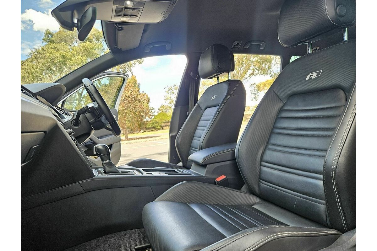 2016 Volkswagen Passat 206TSI R-Line B8