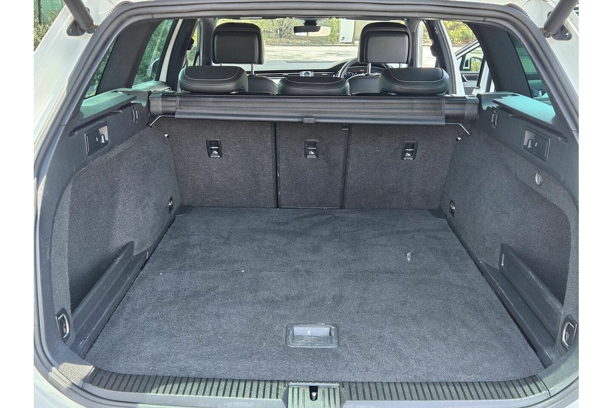 2016 Volkswagen Passat 206TSI R-Line B8