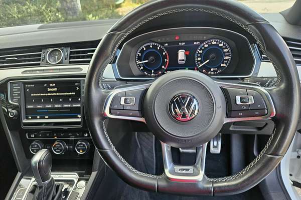 2016 Volkswagen Passat 206TSI R-Line B8