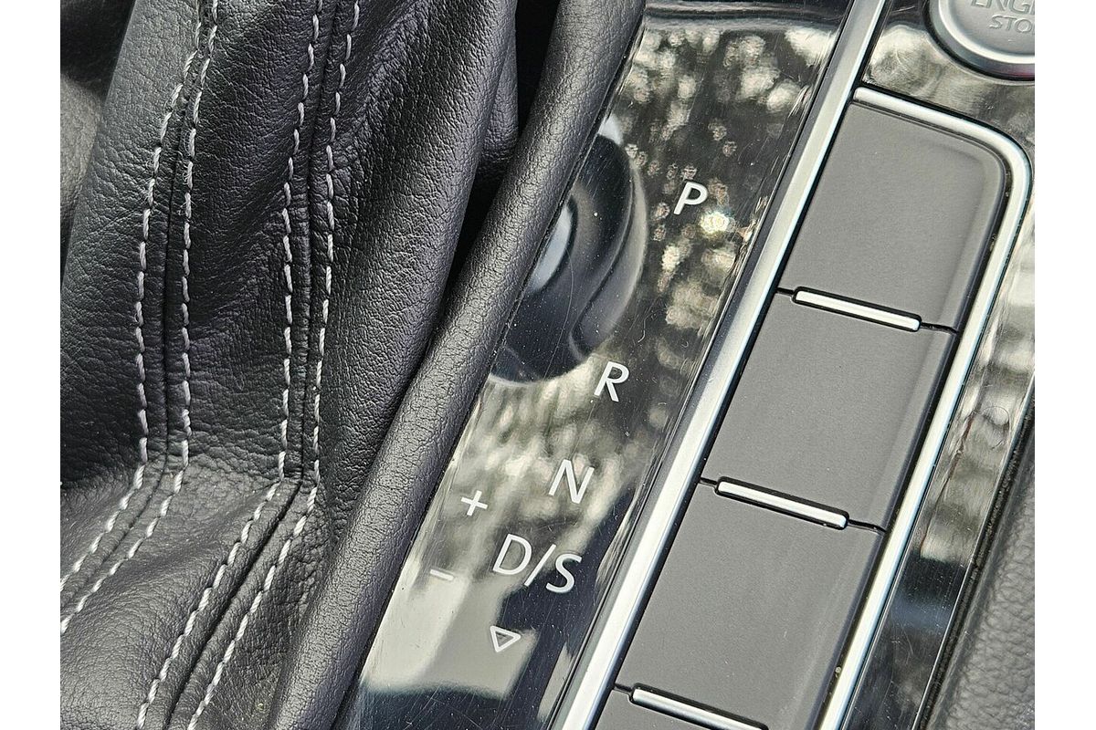 2016 Volkswagen Passat 206TSI R-Line B8