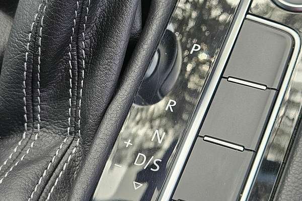 2016 Volkswagen Passat 206TSI R-Line B8