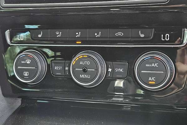 2016 Volkswagen Passat 206TSI R-Line B8