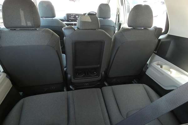 2021 Kia Carnival S KA4